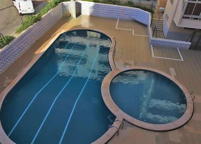 Vacation In Quarteira Appartamento