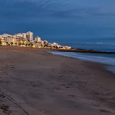 アパート Vacation In Quarteira