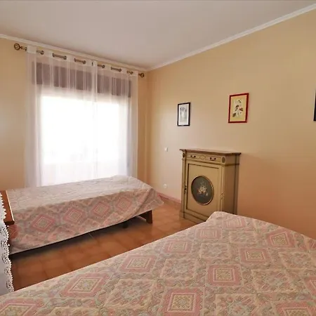 Vacation In Quarteira カヴァコス